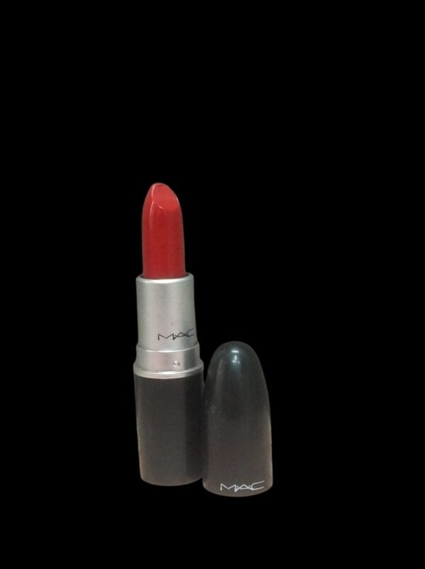 MAC Matte Lipstick Russian Red. - Image 4
