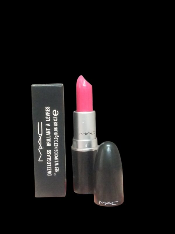MAC Matte Lipstick Russian Red. - Image 6