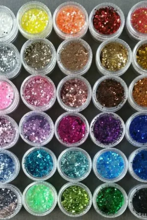 Eye shadow glitter
